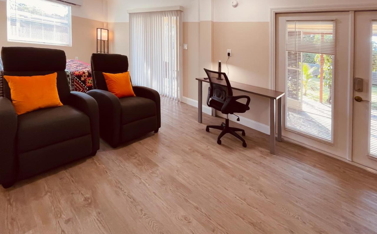 White Orchid Apartments Fort Myers Bagian luar foto
