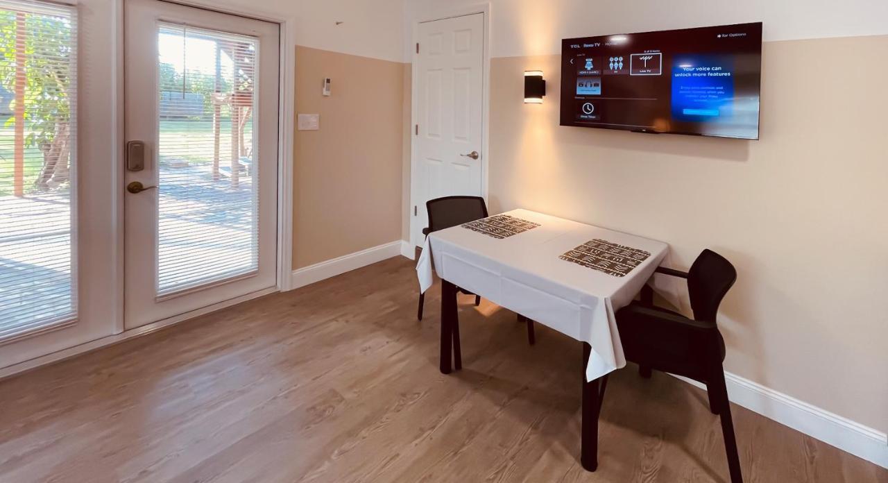 White Orchid Apartments Fort Myers Bagian luar foto