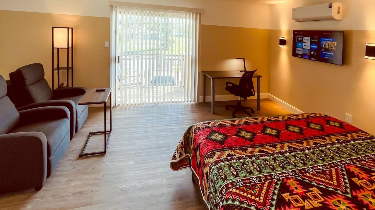 White Orchid Apartments Fort Myers Bagian luar foto